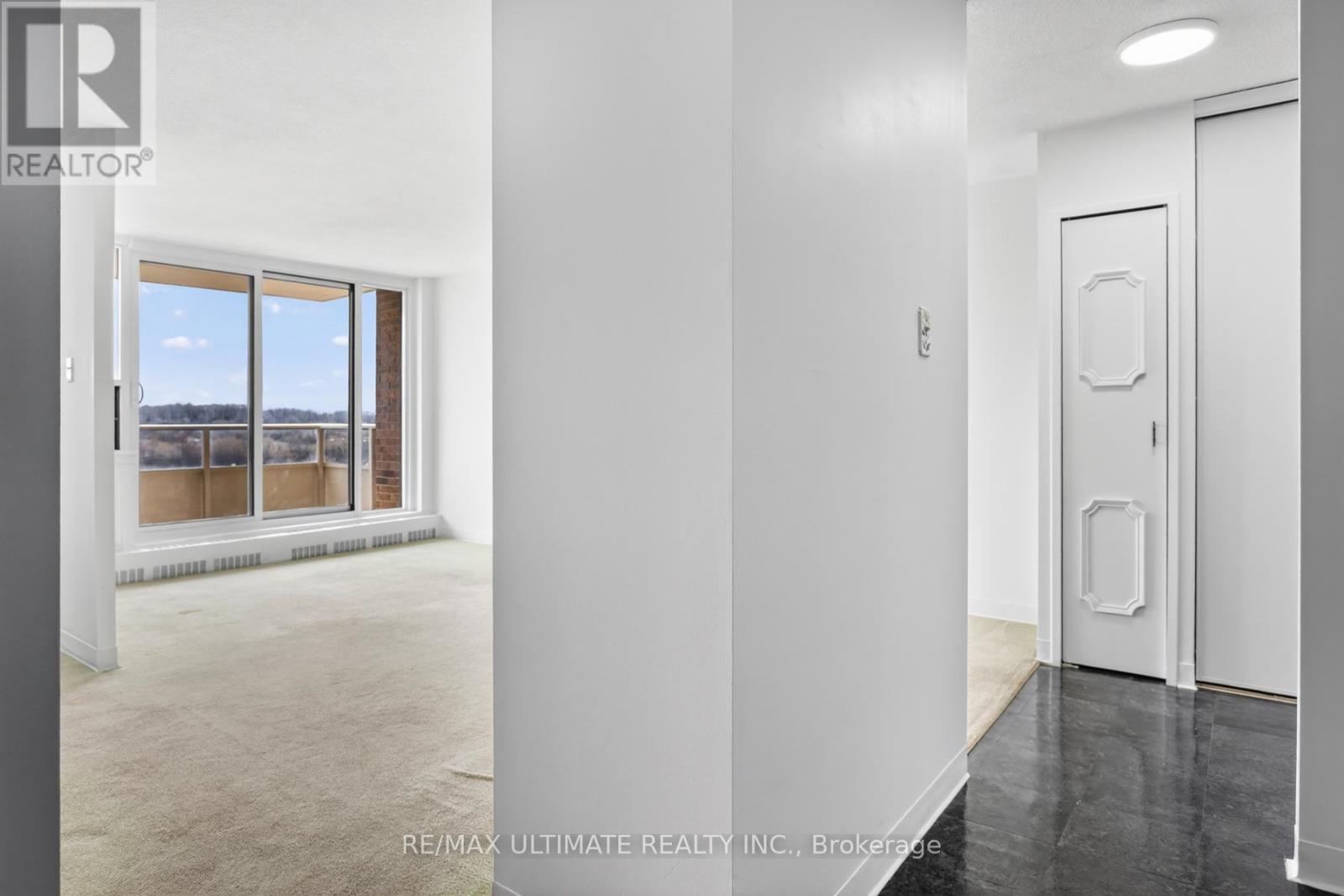 #1003 15 TORRANCE ROAD - 8