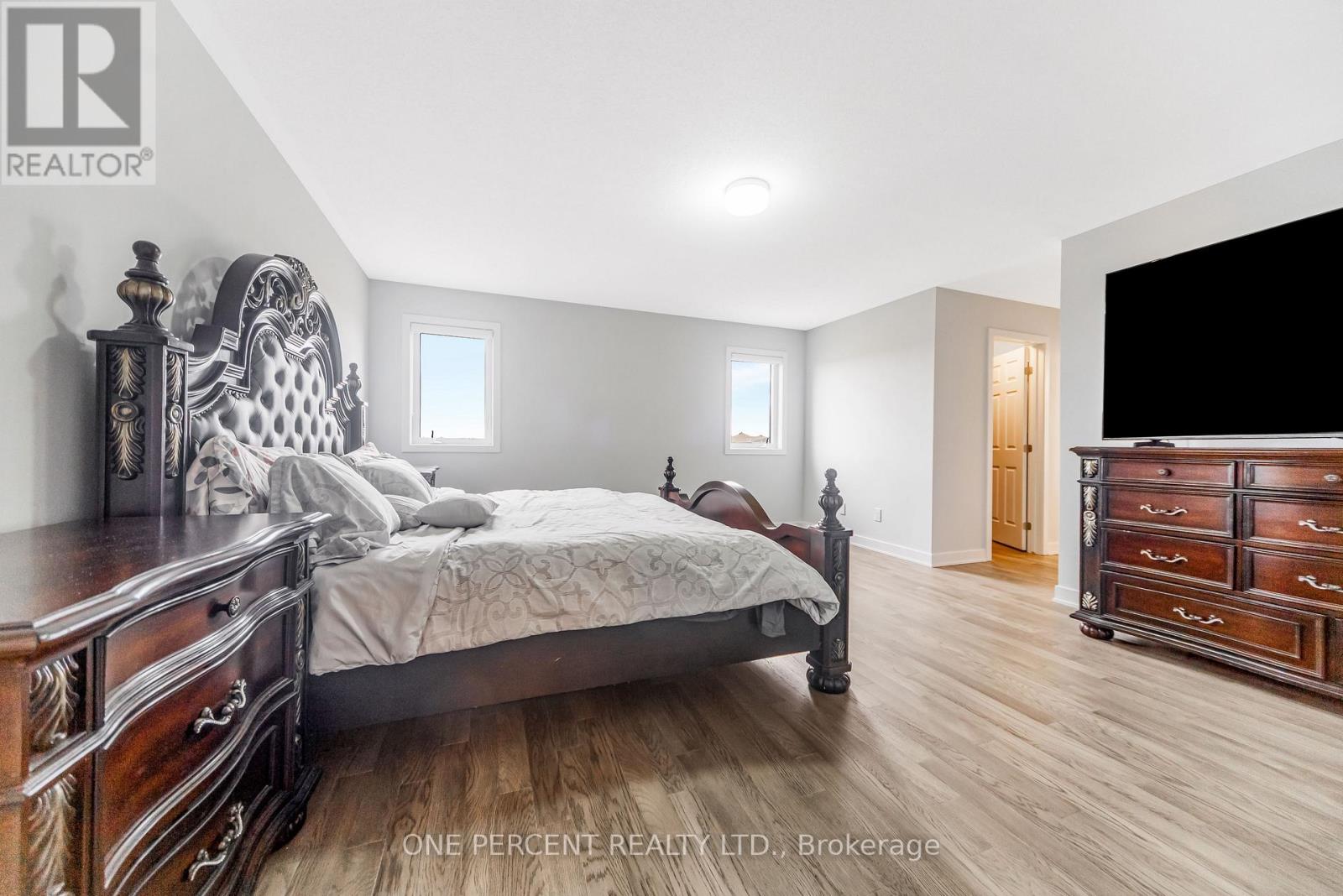 1016 SHOWMAN STREET - 14