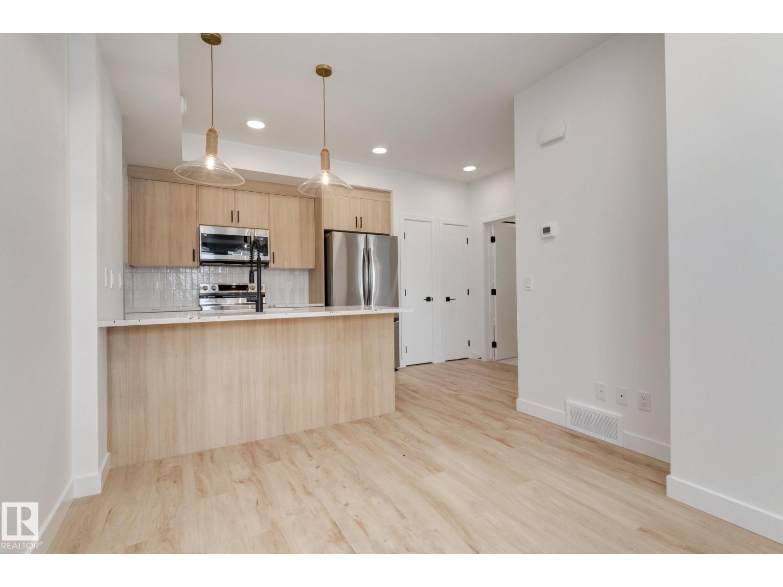 #42 16231 19 AV SW, Edmonton