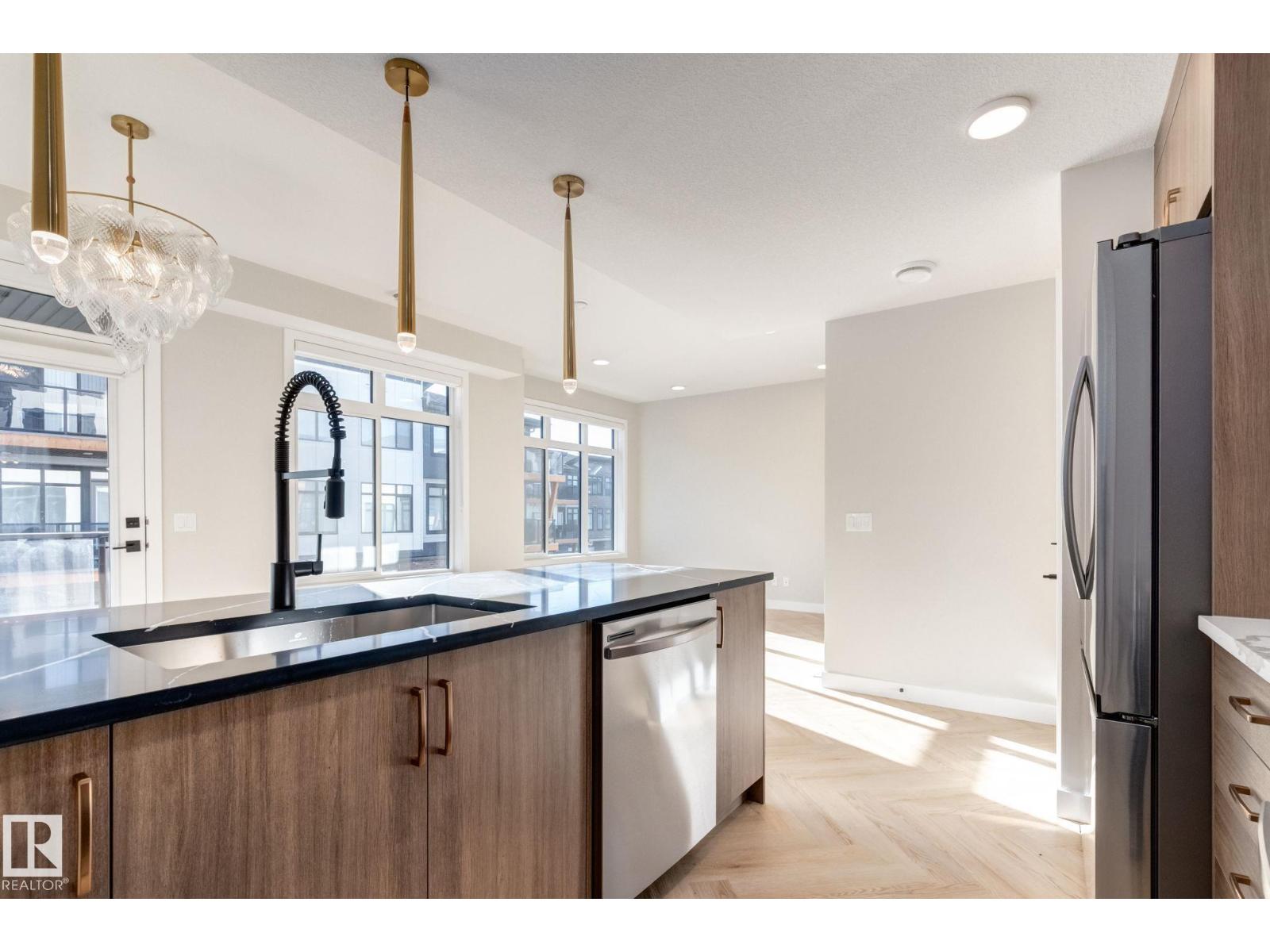 #45 16231 19 AV SW, Edmonton