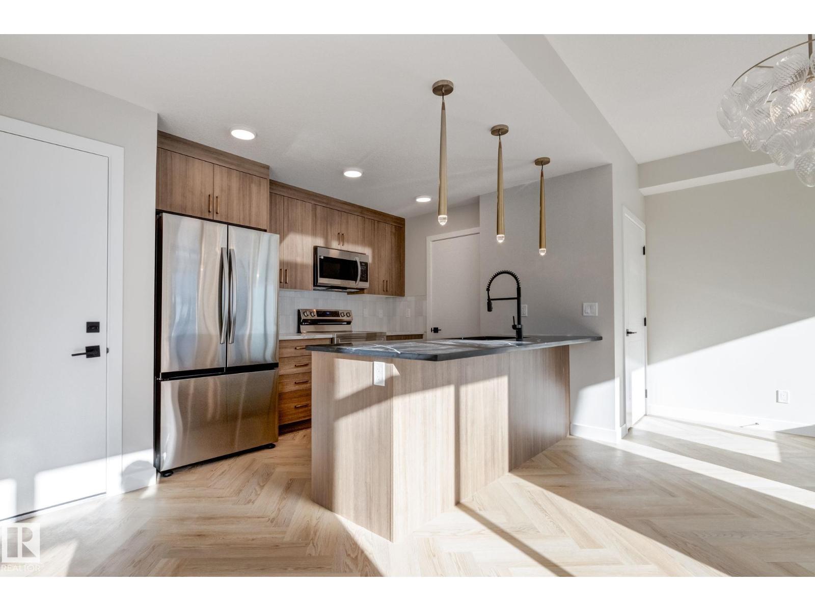 #45 16231 19 AV SW, Edmonton