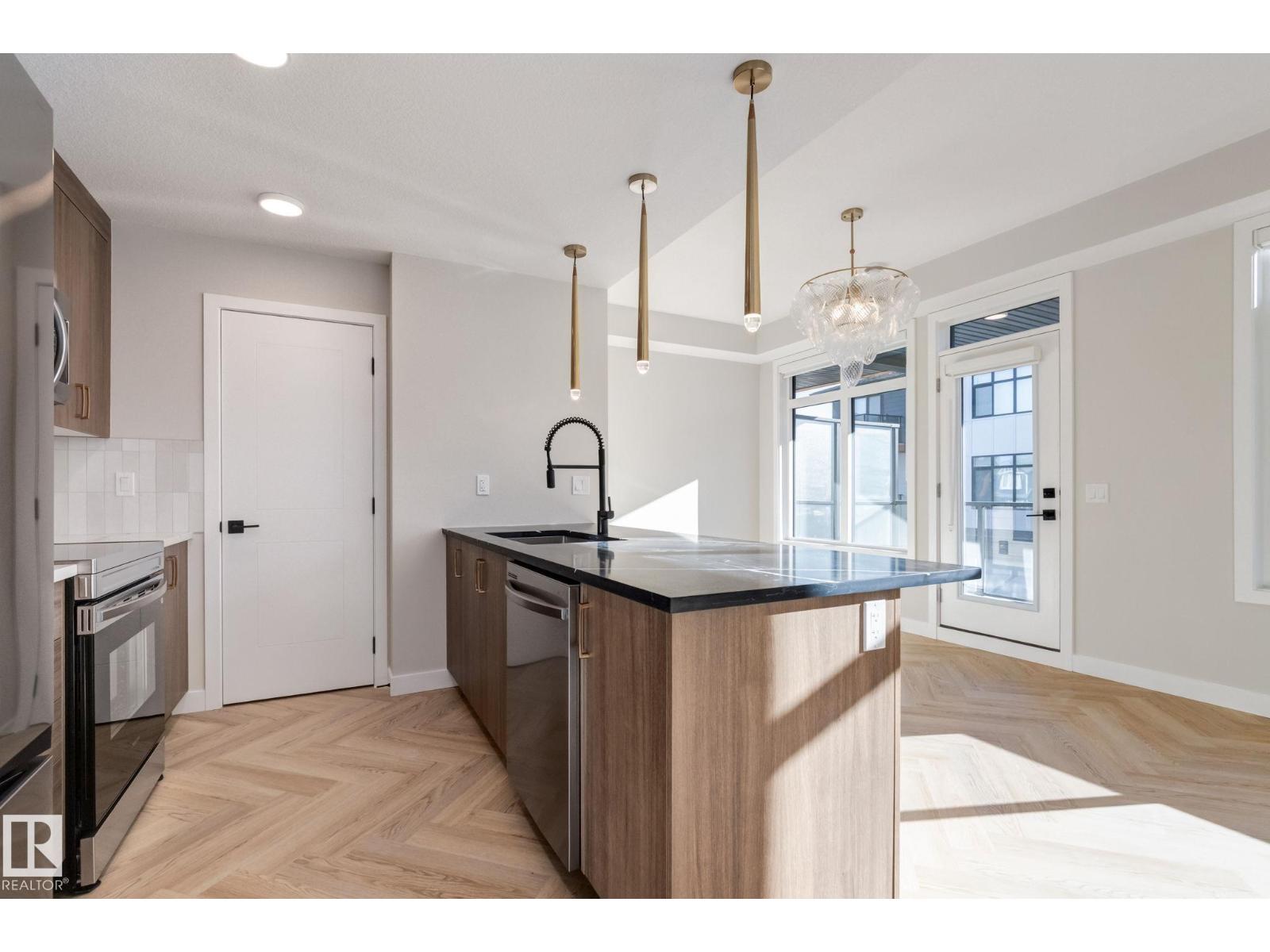 #45 16231 19 AV SW, Edmonton