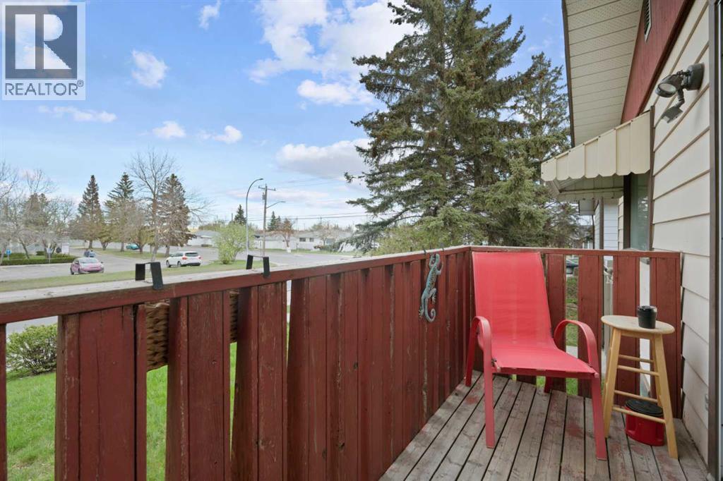 1521 44 Street SE - 24