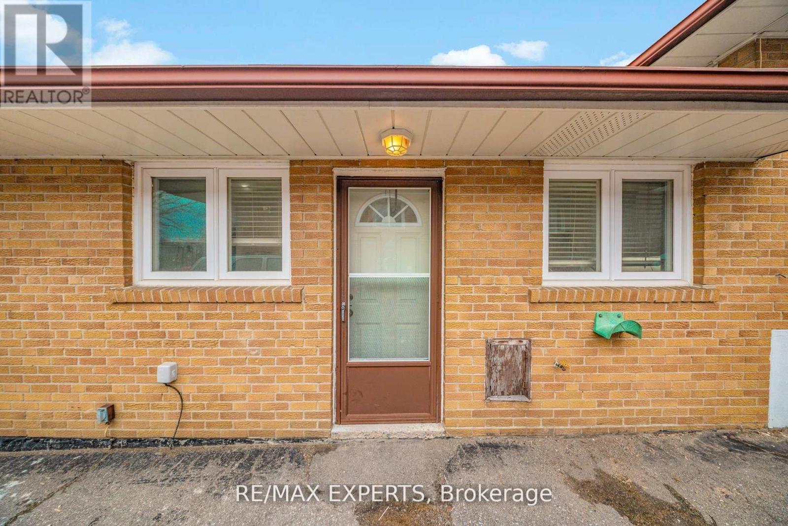 1149 SHADELAND DRIVE — photo 42