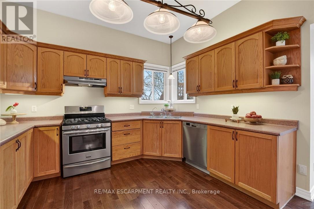 119 DORCHESTER DRIVE - 20