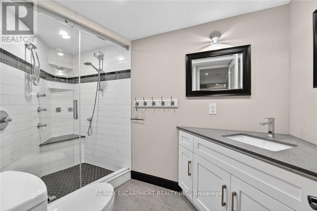 119 DORCHESTER DRIVE - 34