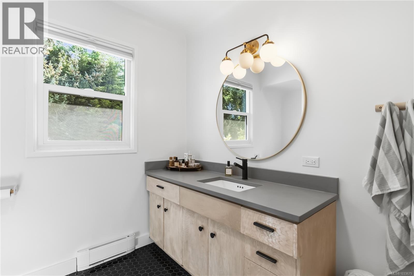 3039 Balfour Ave - 50