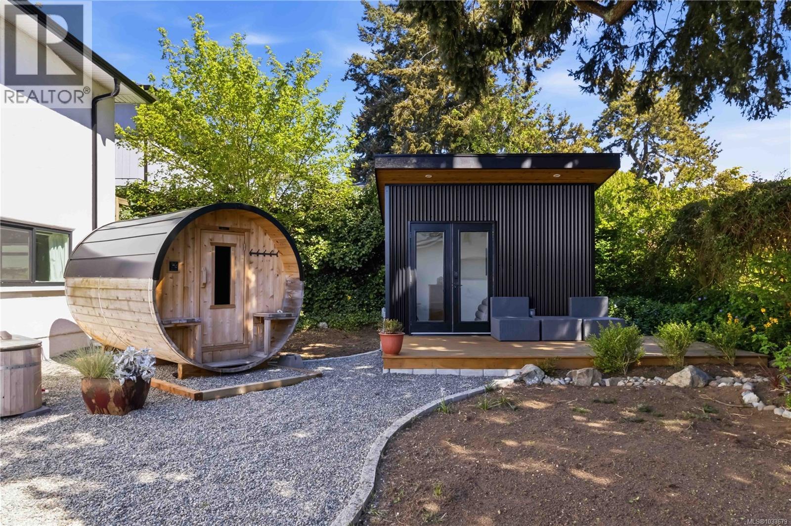 3039 Balfour Ave - 56