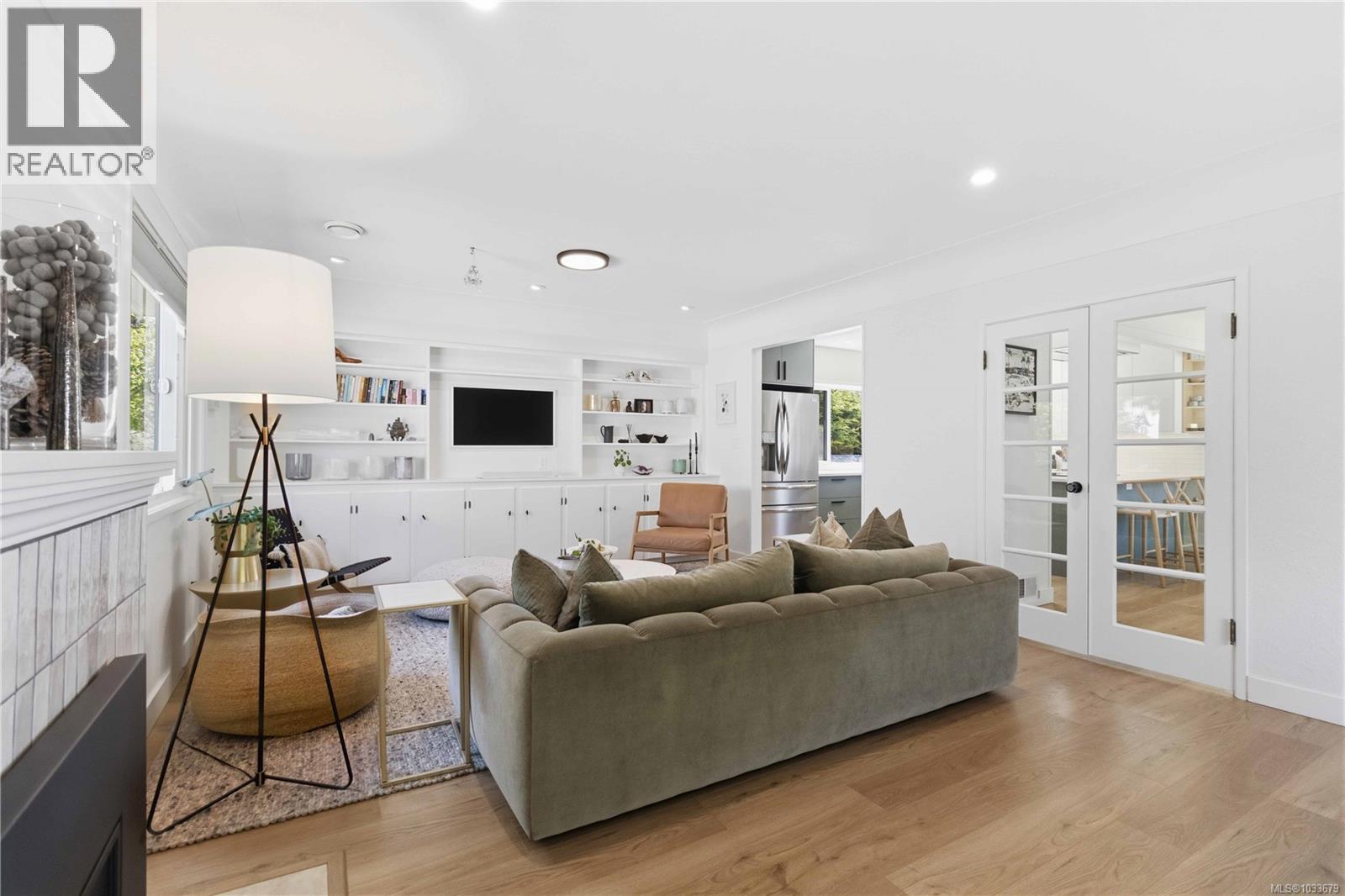 3039 Balfour Ave - 9