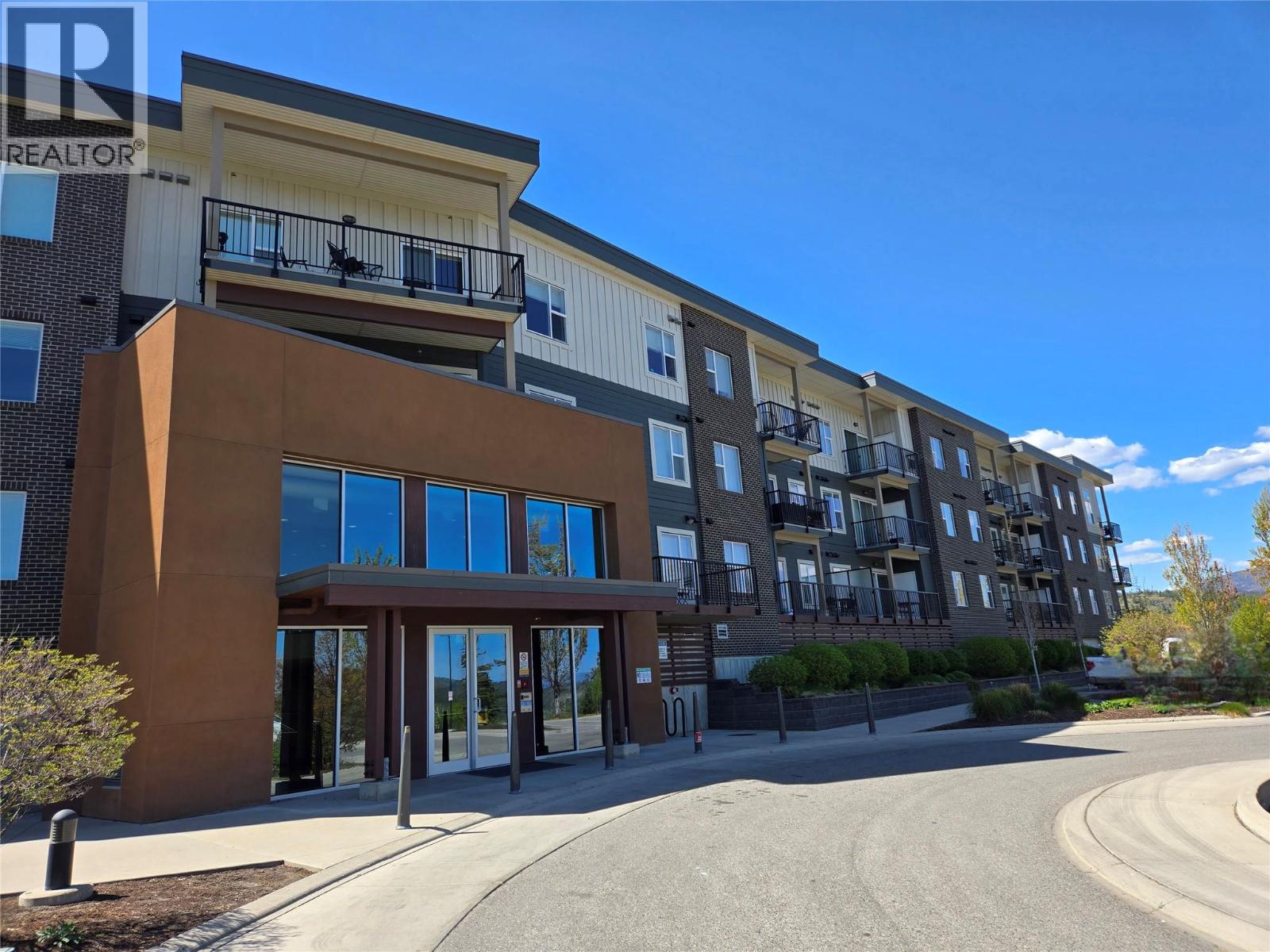 #118-935 Academy Way, Kelowna