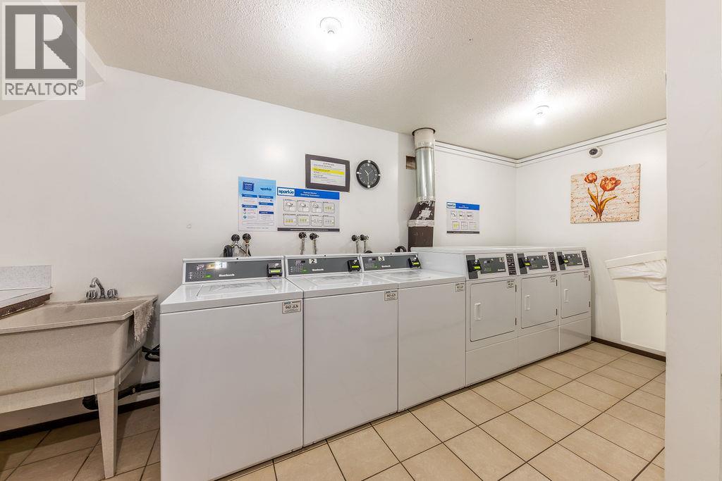 #339 245 GORDONHORN Crescent - 16