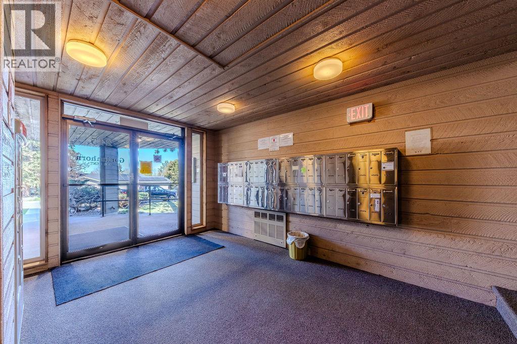 #339 245 GORDONHORN Crescent - 4