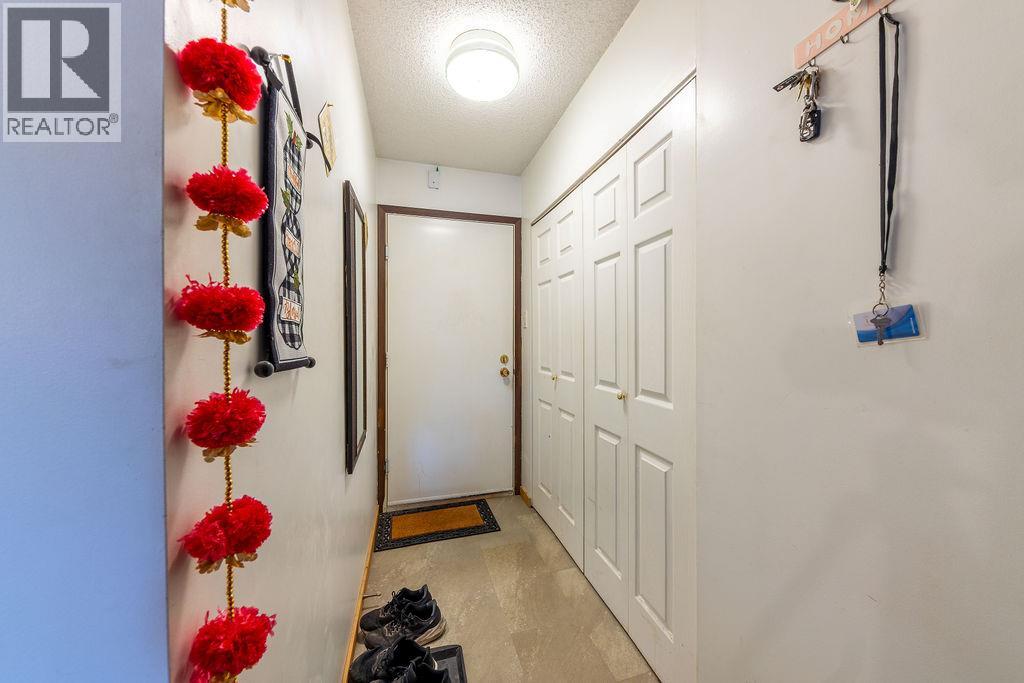 #339 245 GORDONHORN Crescent - 6