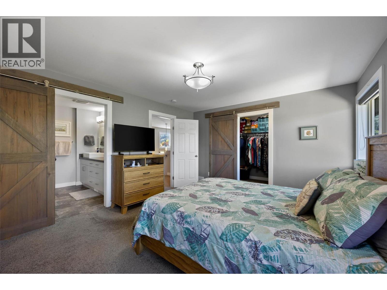 2704 BEACHMOUNT Crescent - 28