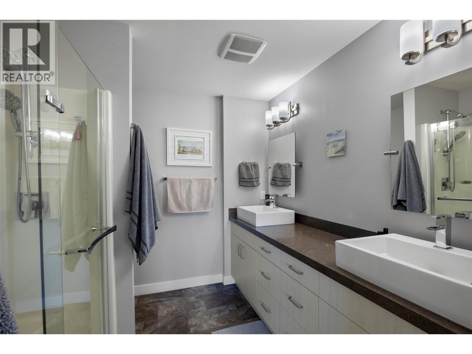 2704 BEACHMOUNT Crescent - 30