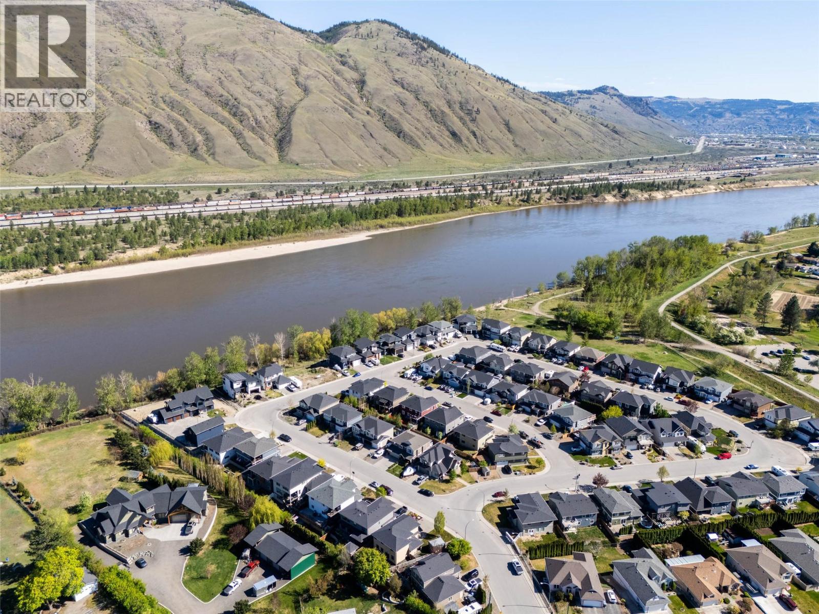 2704 BEACHMOUNT Crescent - 39