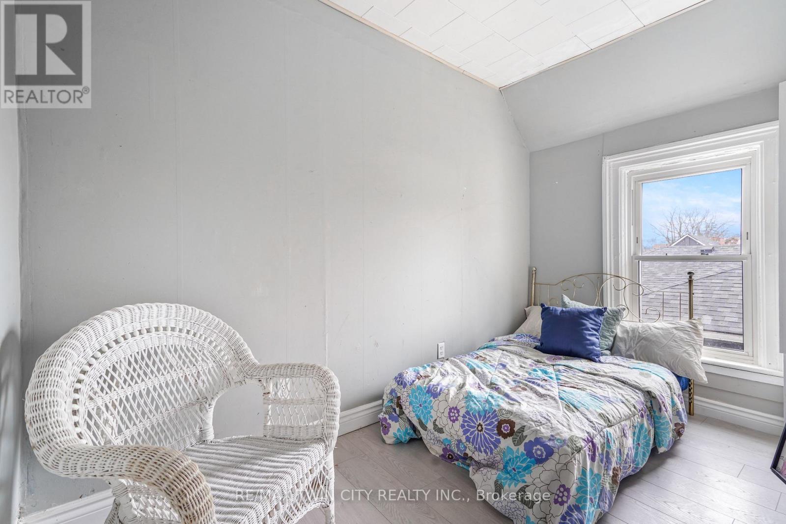 276 DALHOUSIE STREET - 28
