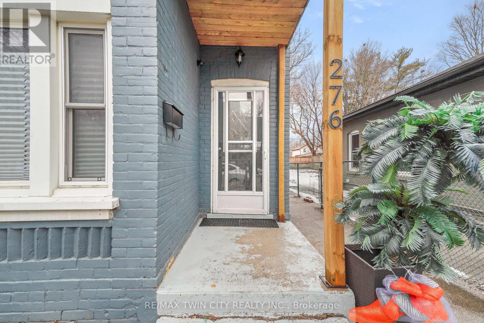 276 DALHOUSIE STREET - 4