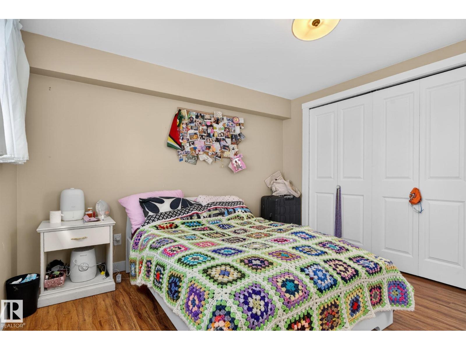11227 103 ST NW - 45