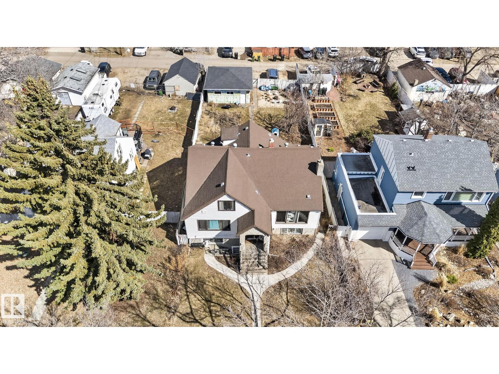 11227 103 ST NW - 56