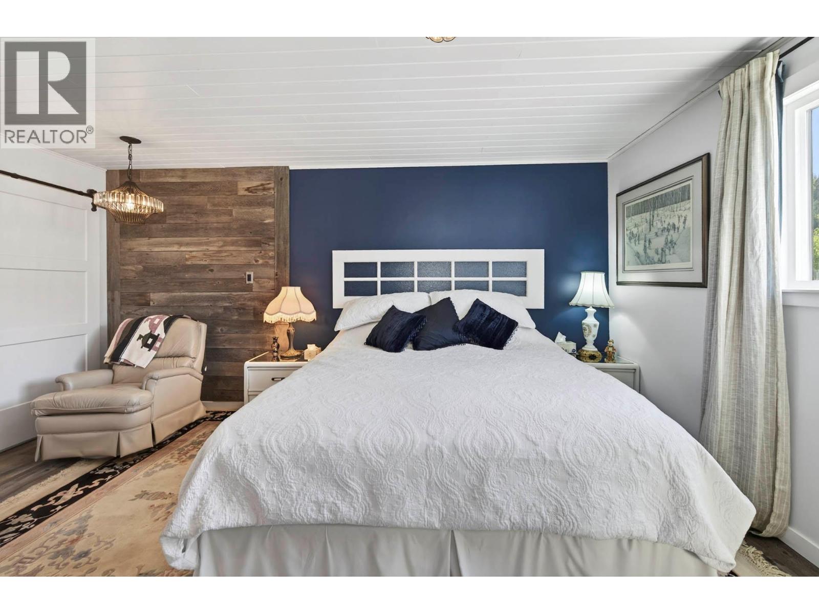 1301 FIR Avenue - 24