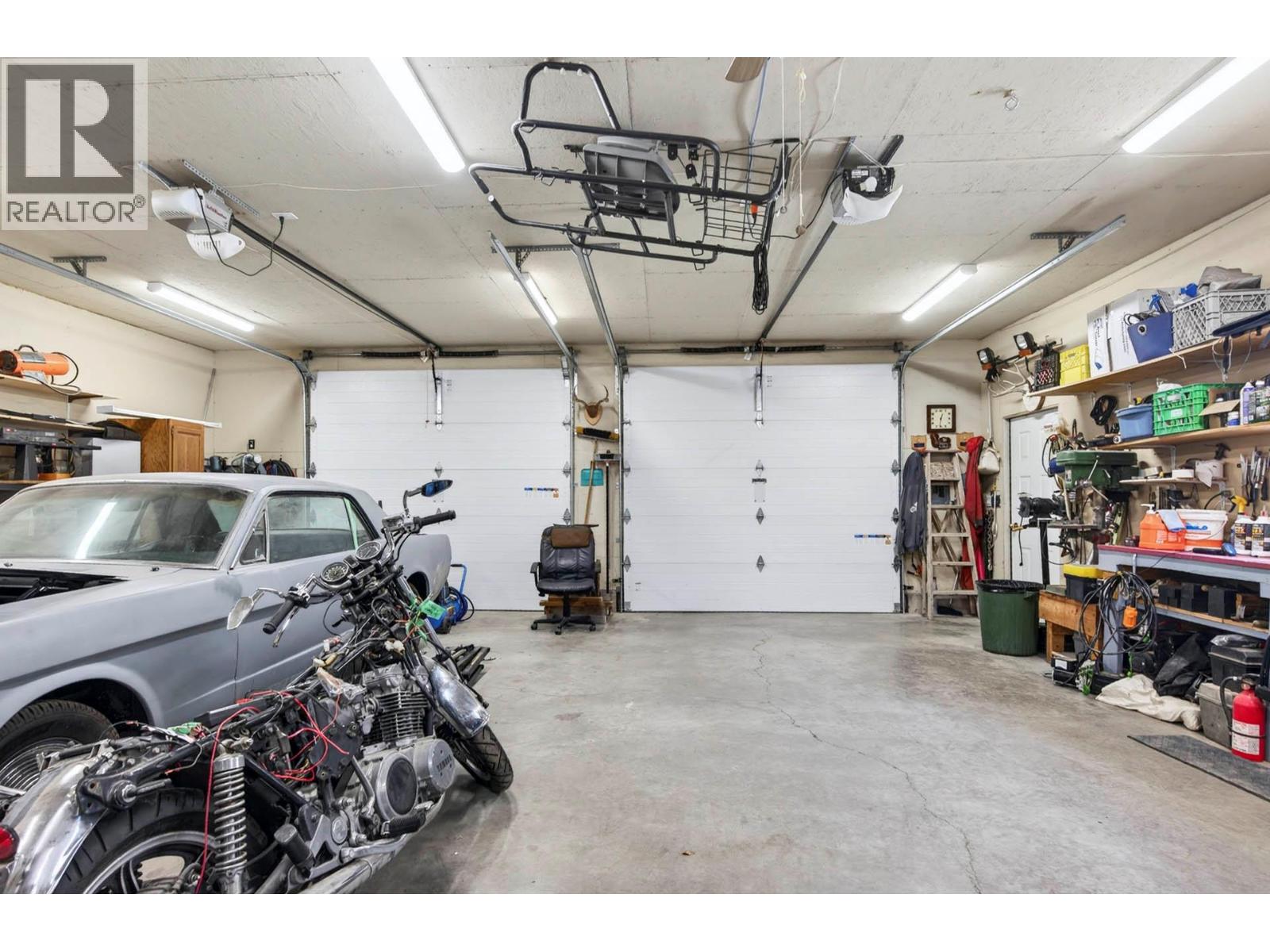 1301 FIR Avenue - 11