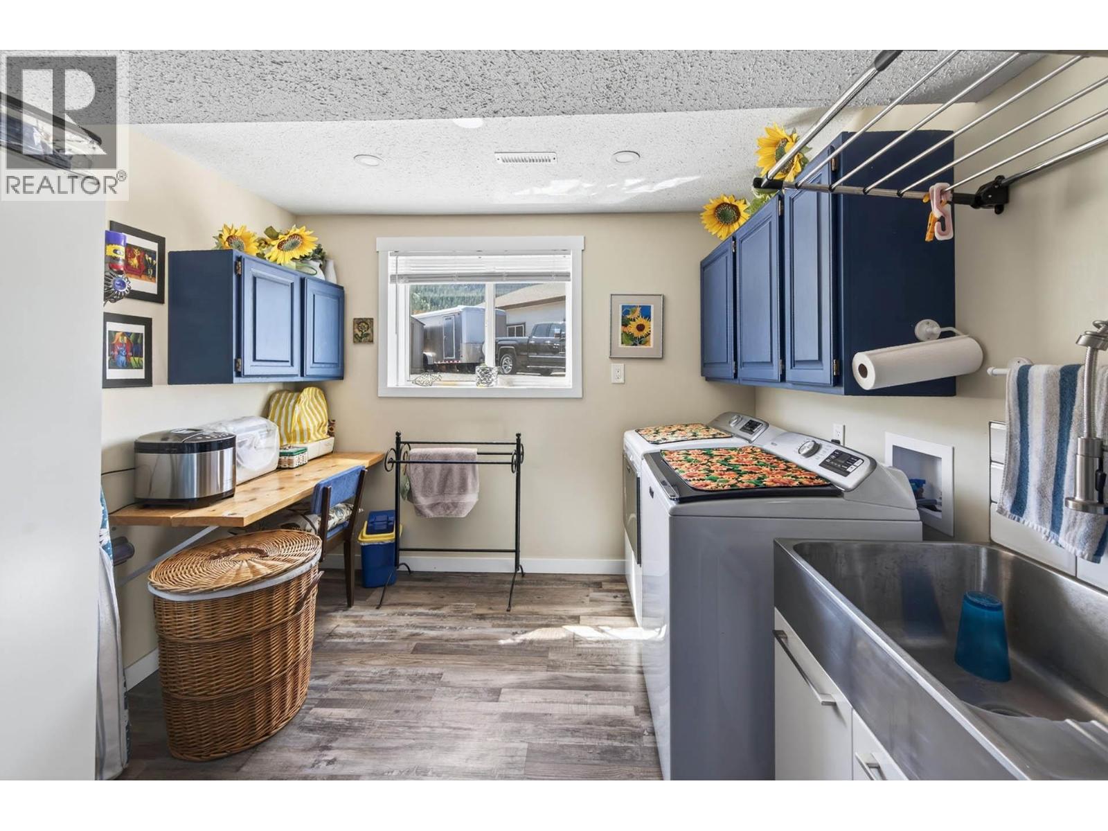 1301 FIR Avenue - 56