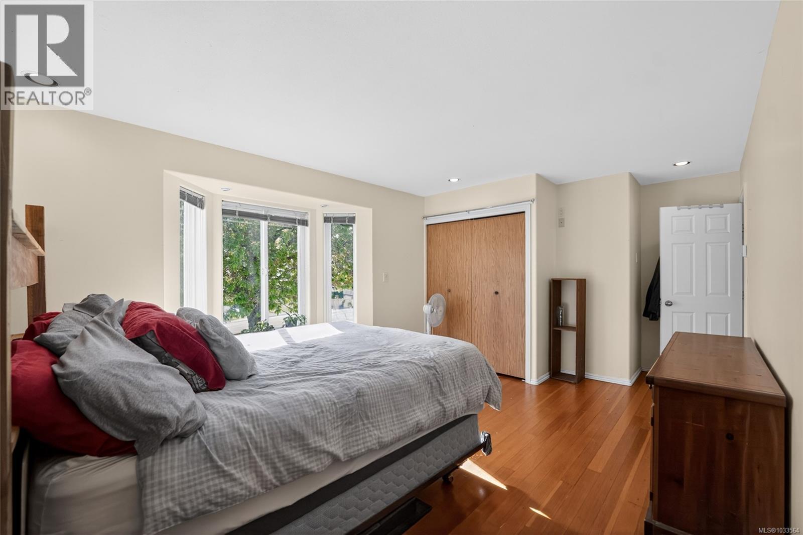 8126 Musgrave St - 31