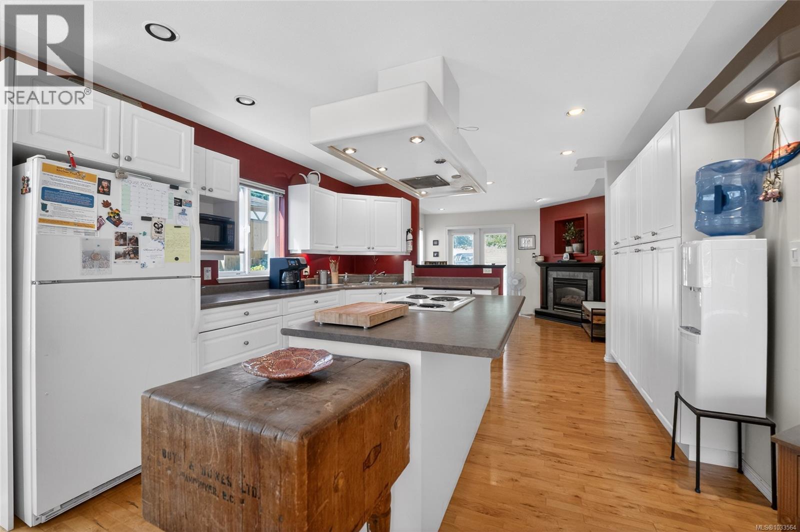 8126 Musgrave St - 5