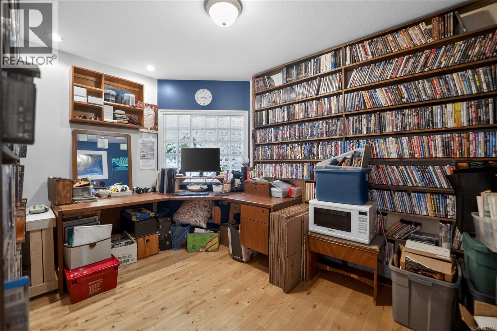 8126 Musgrave St - 32