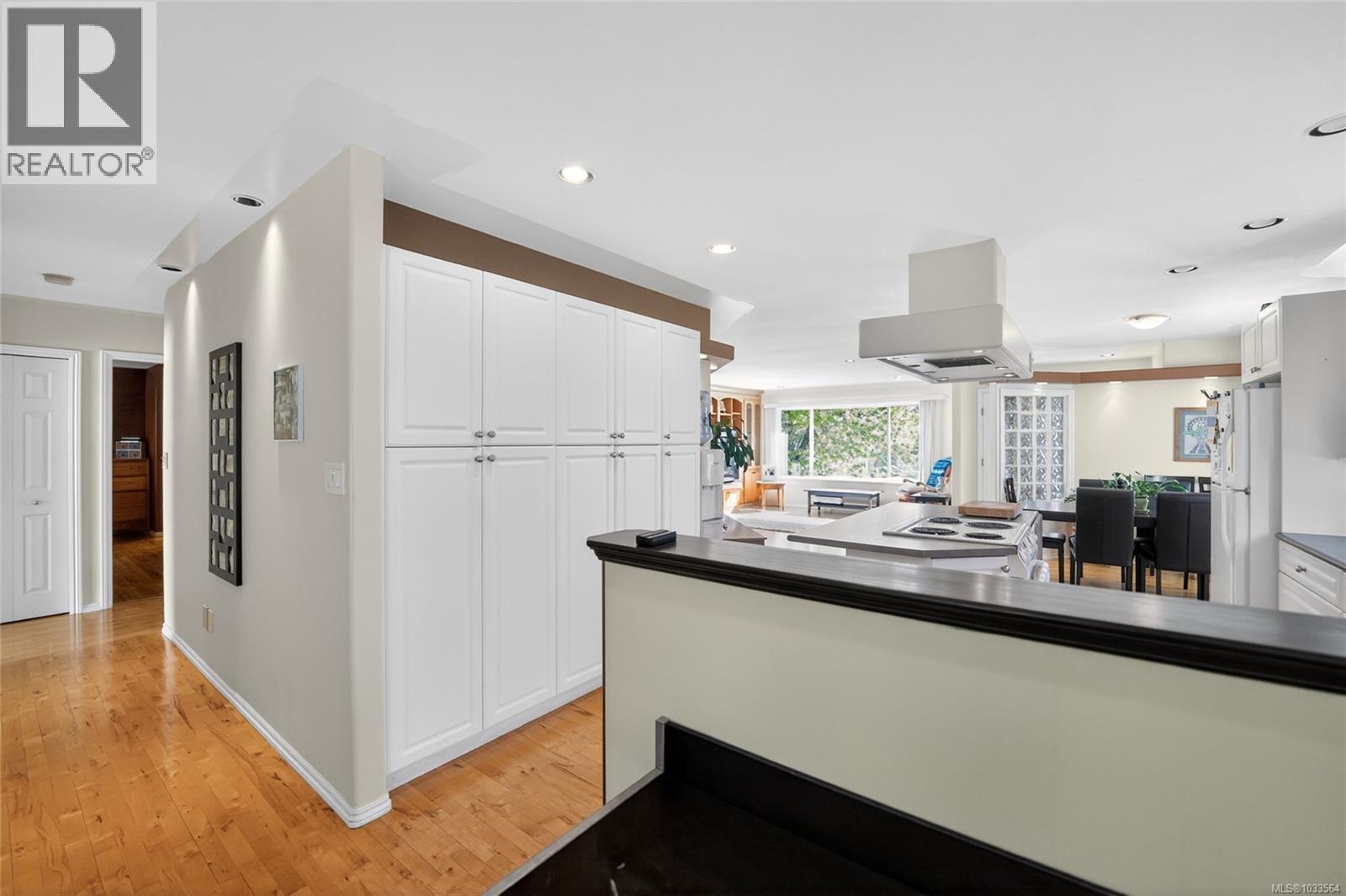 8126 Musgrave St - 22