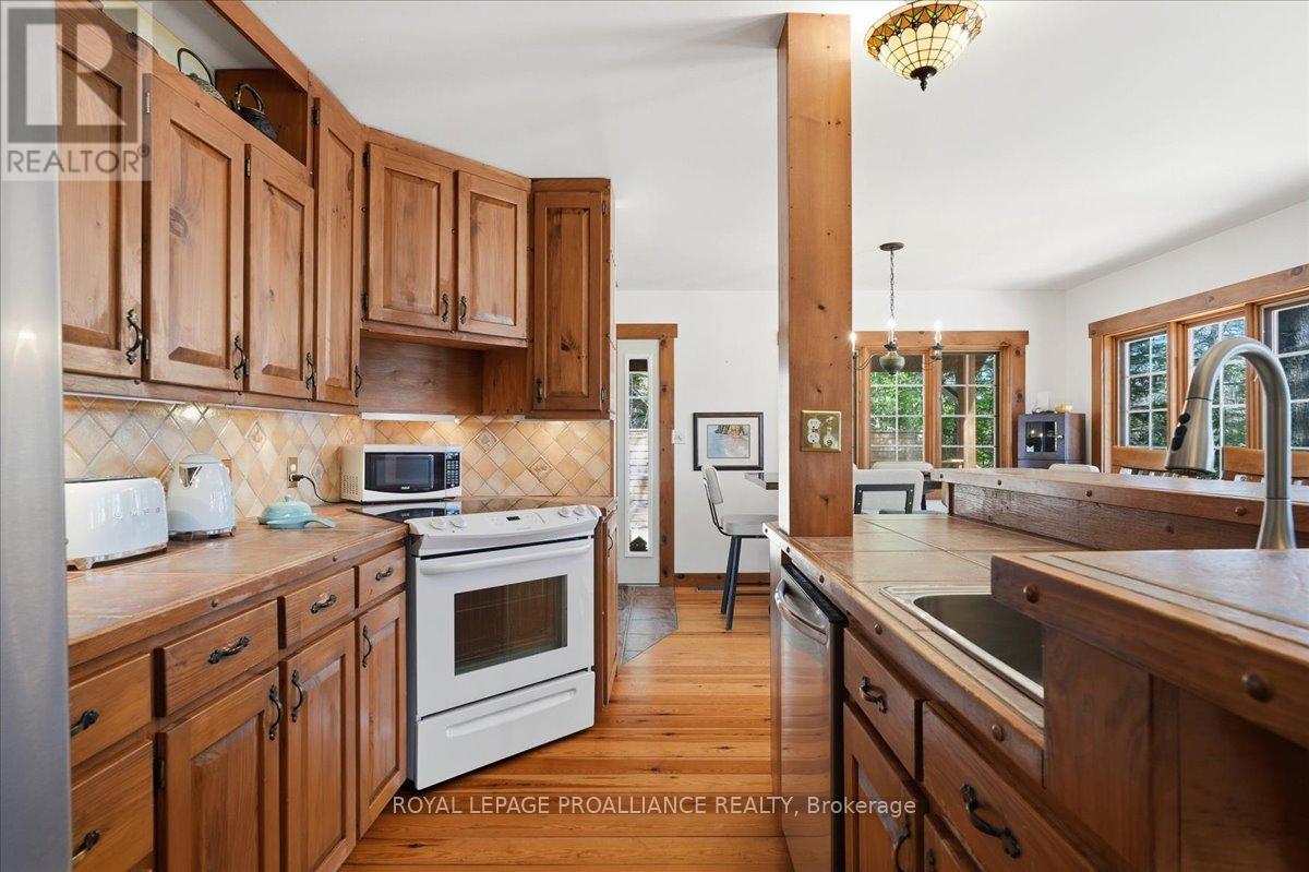 1421 TURTLE LAKE LANE — photo 7