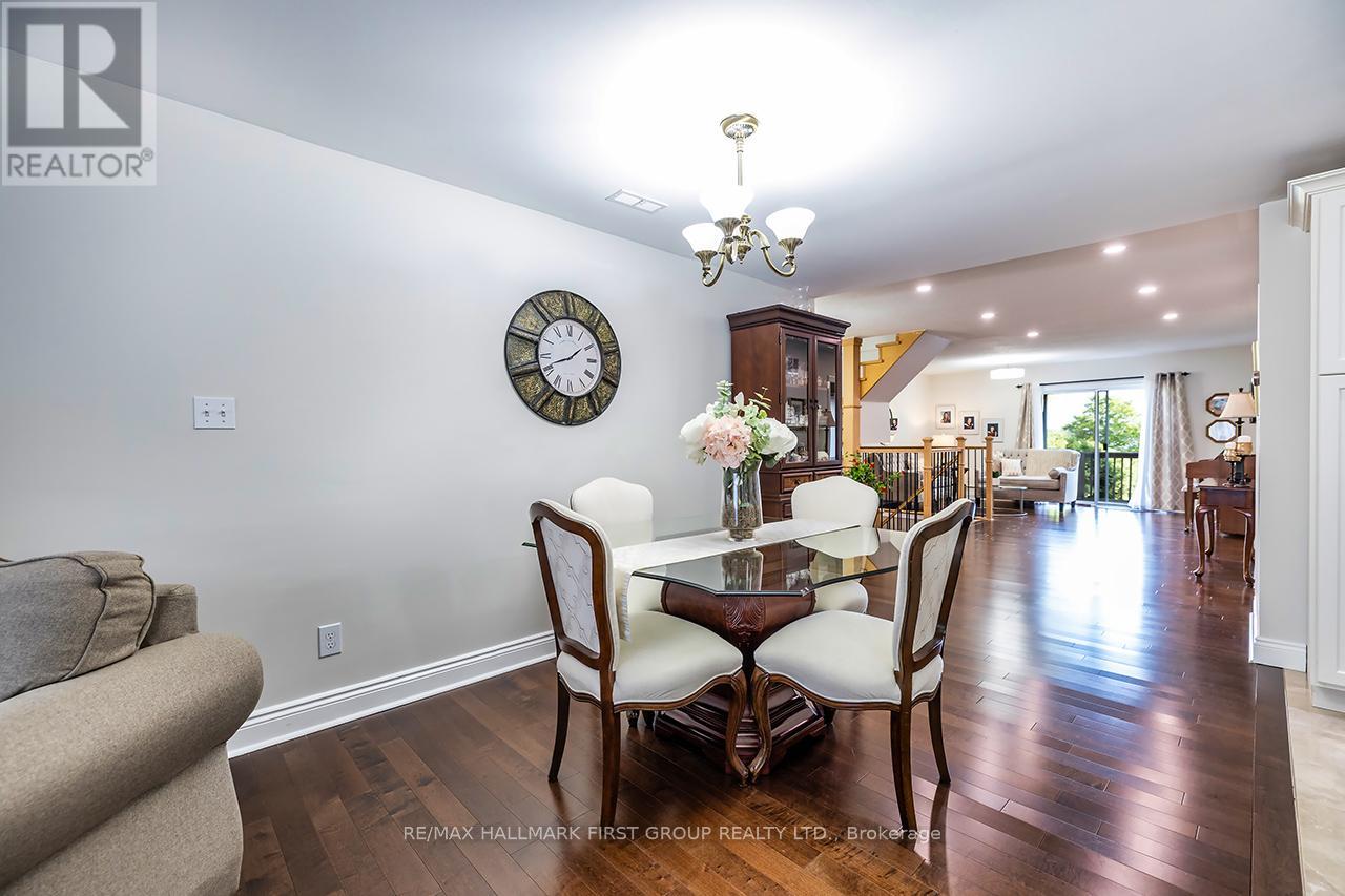 61 DRUAN DRIVE - 11