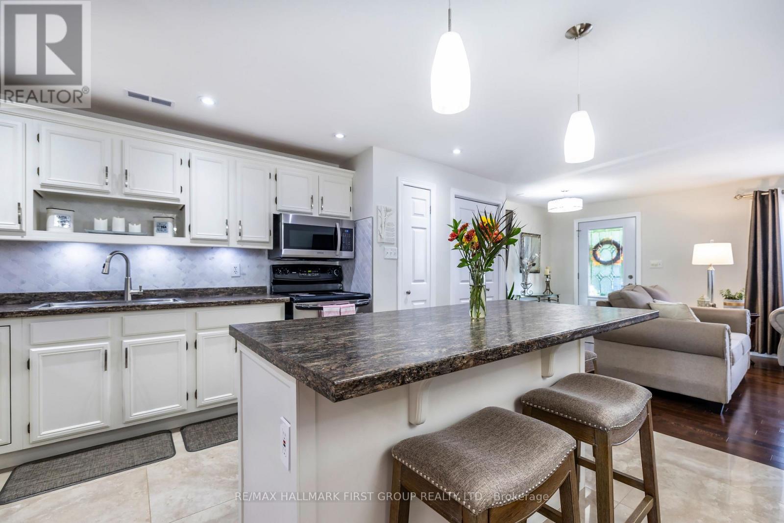 61 DRUAN DRIVE - 14