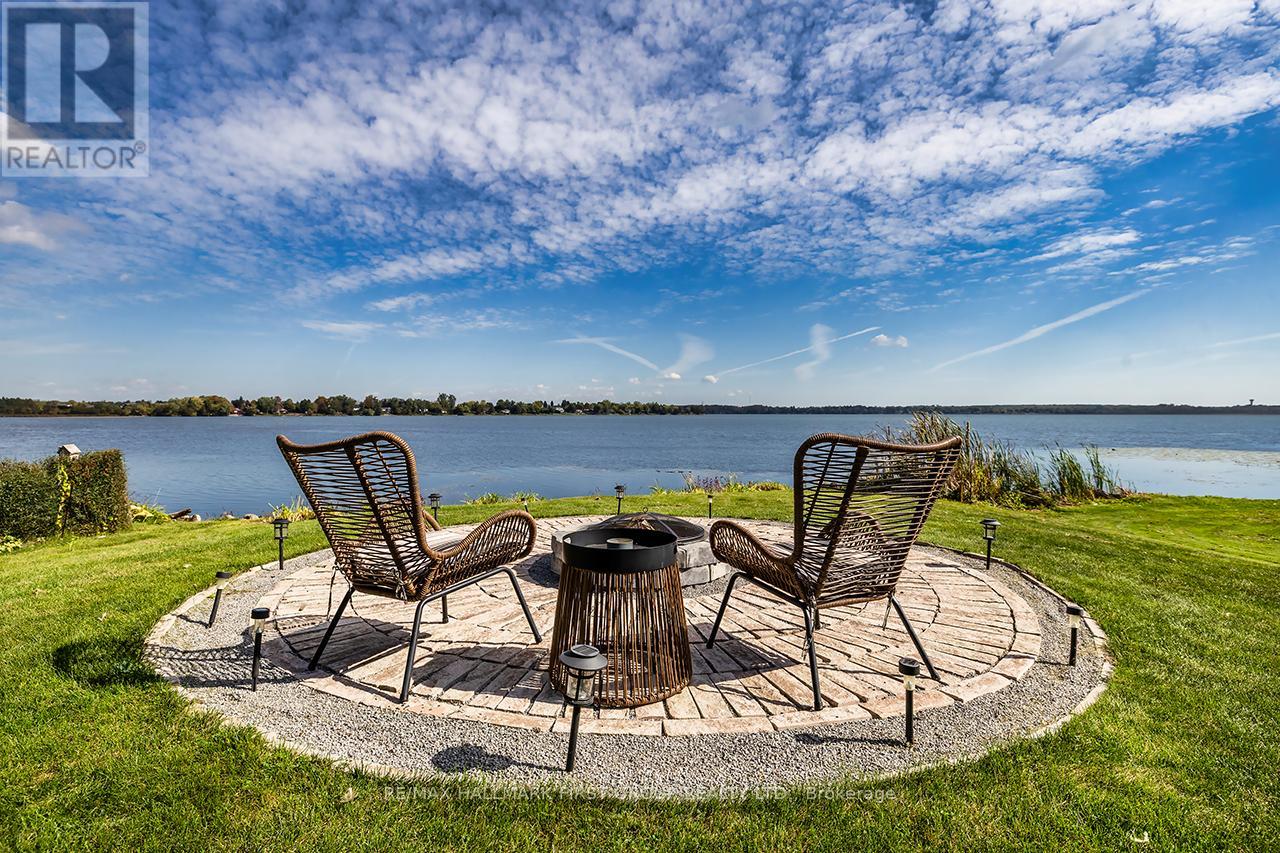 61 DRUAN DRIVE - 38