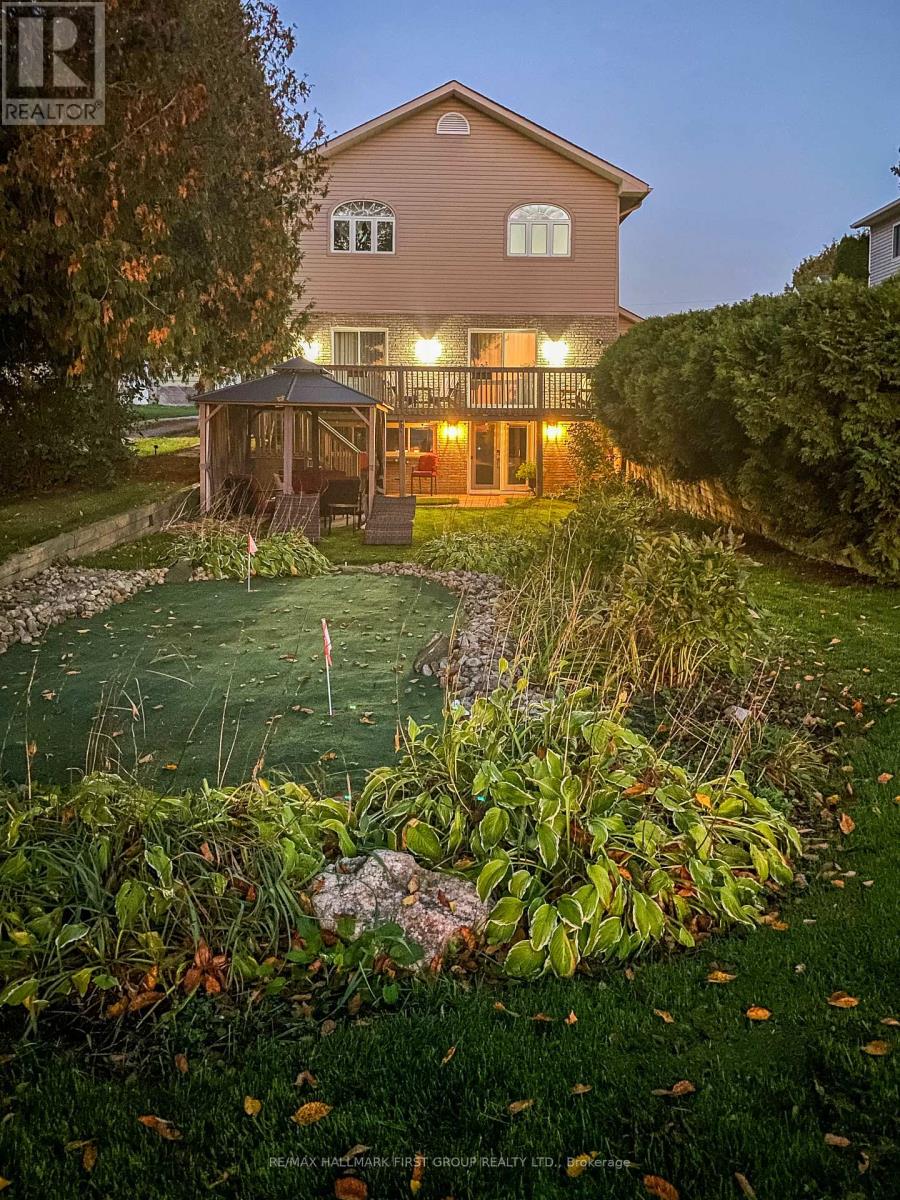 61 DRUAN DRIVE - 42