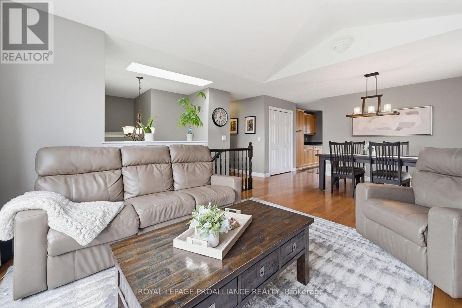 57 FINCH DRIVE — photo 11