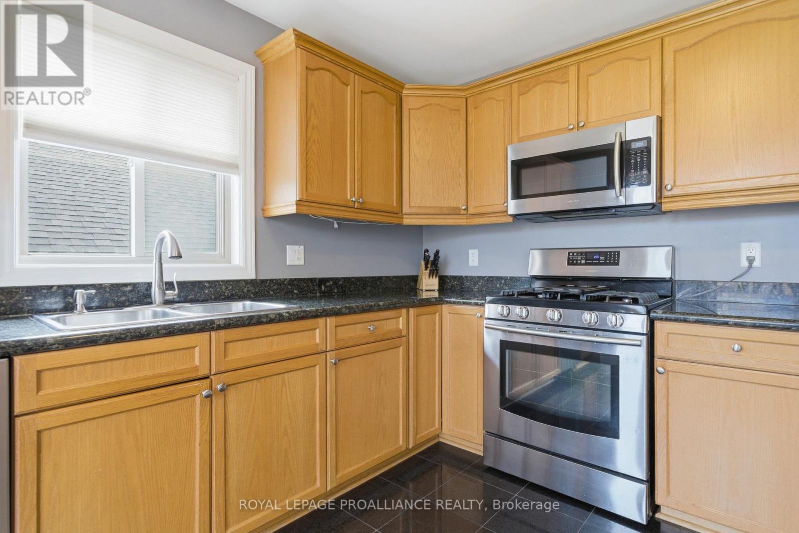 57 FINCH DRIVE — photo 16