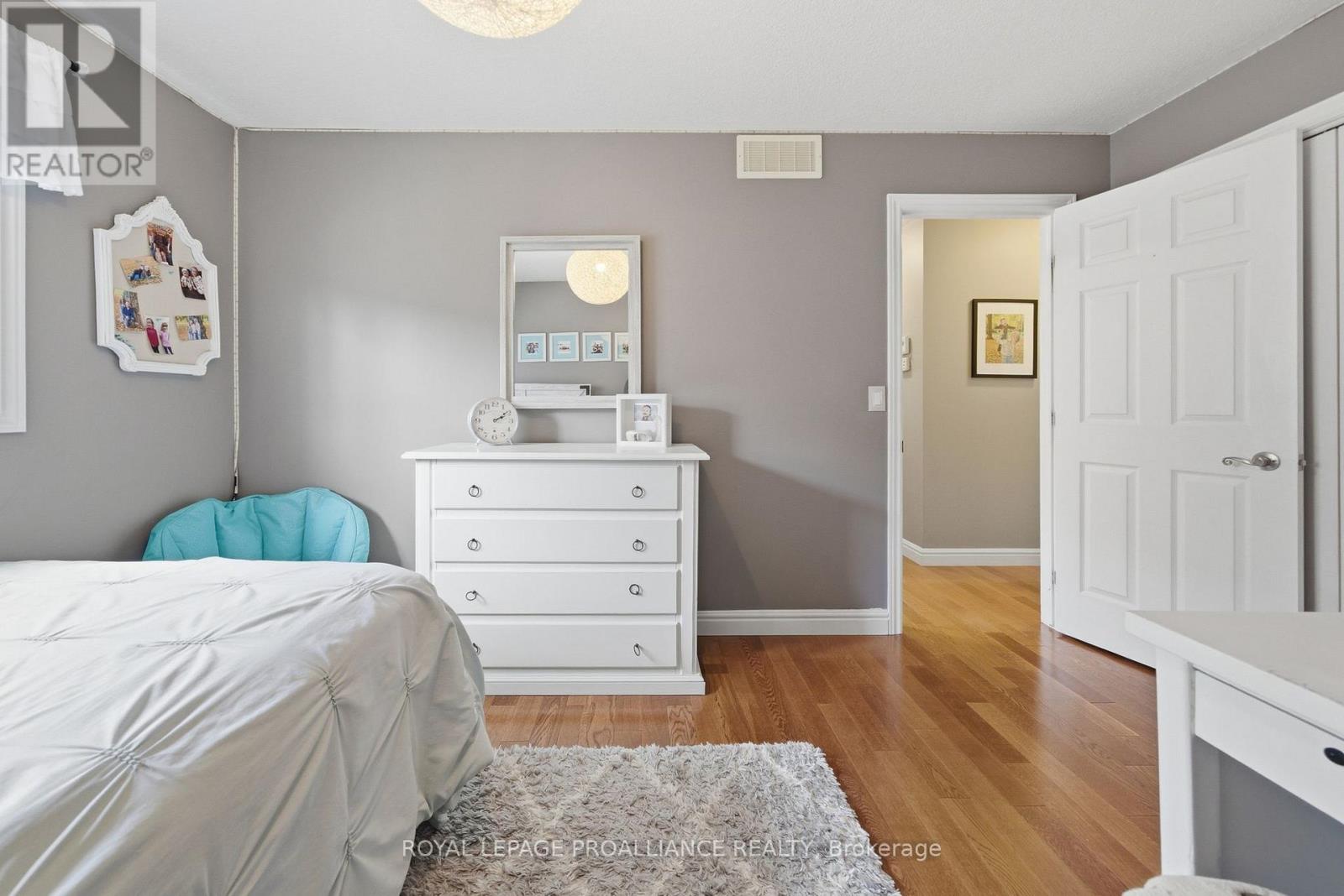 57 FINCH DRIVE — photo 24