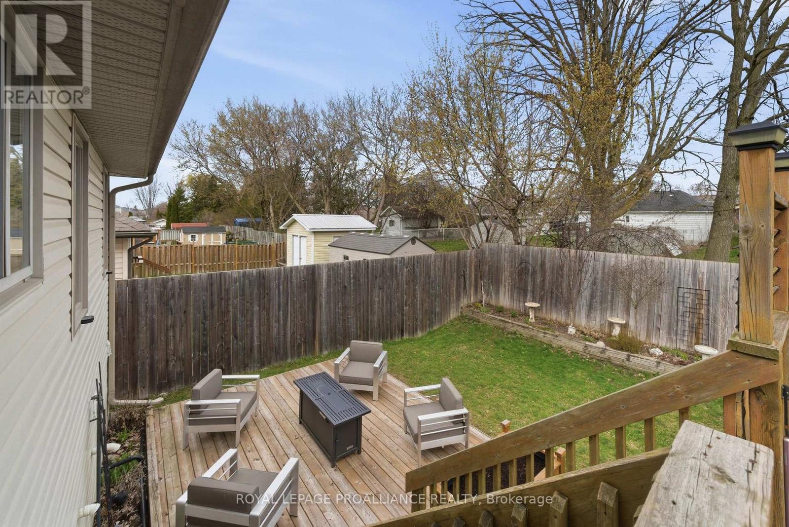 57 FINCH DRIVE — photo 41