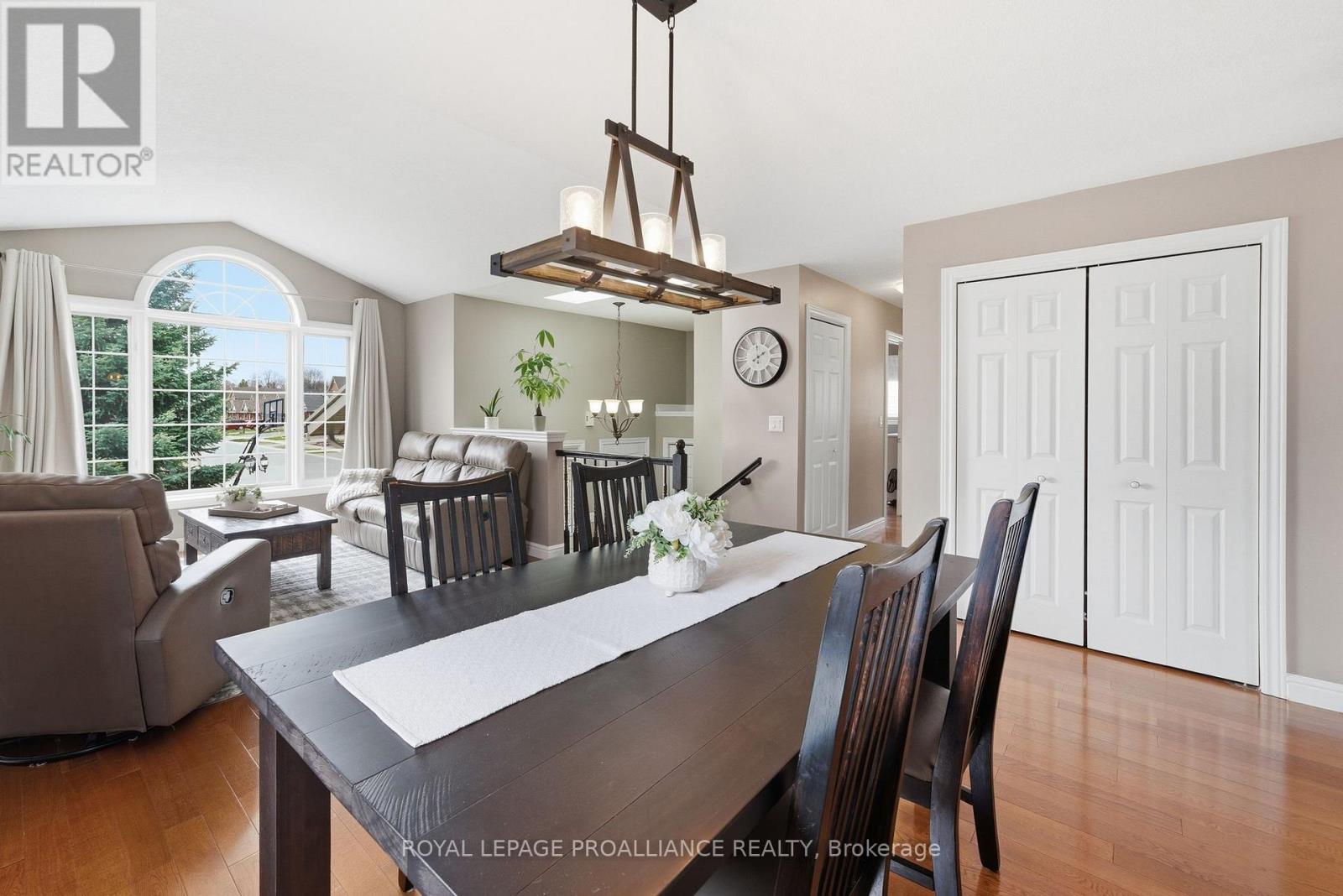 57 FINCH DRIVE — photo 8