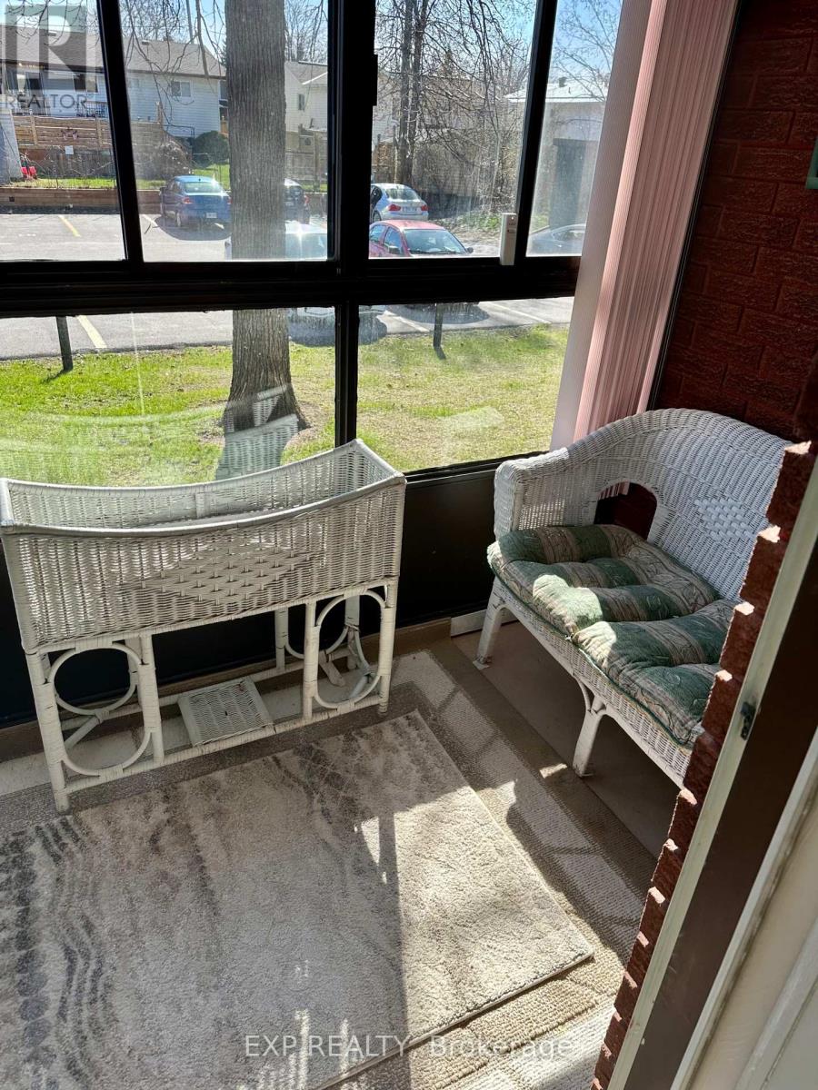 #208 15 FINDLAY AVENUE - 7