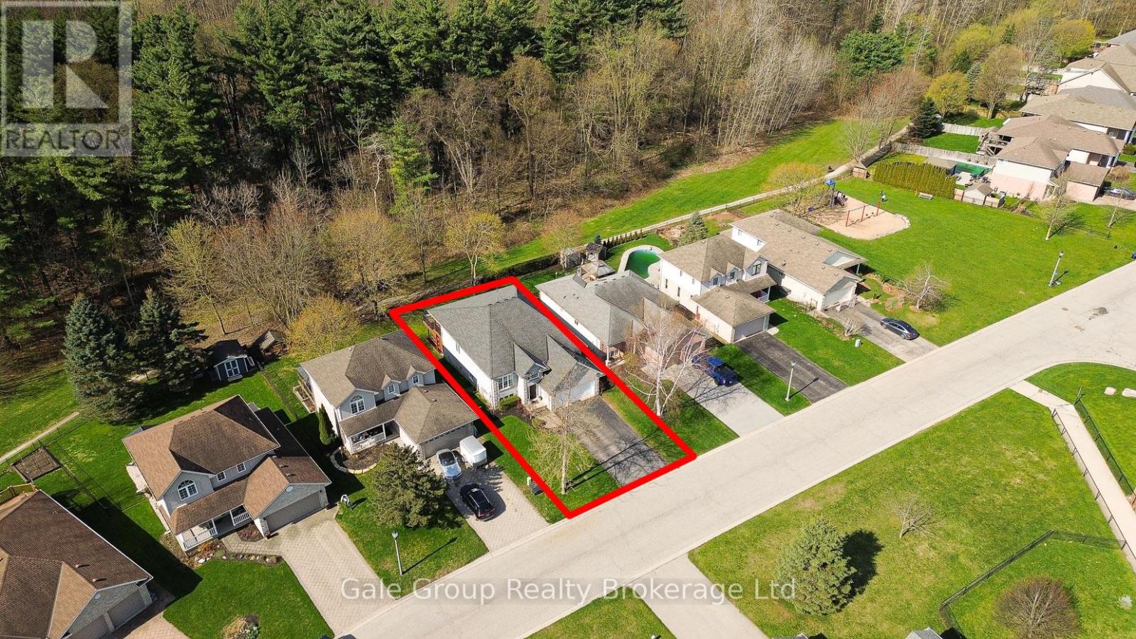 89 WOODVALE DRIVE - 7