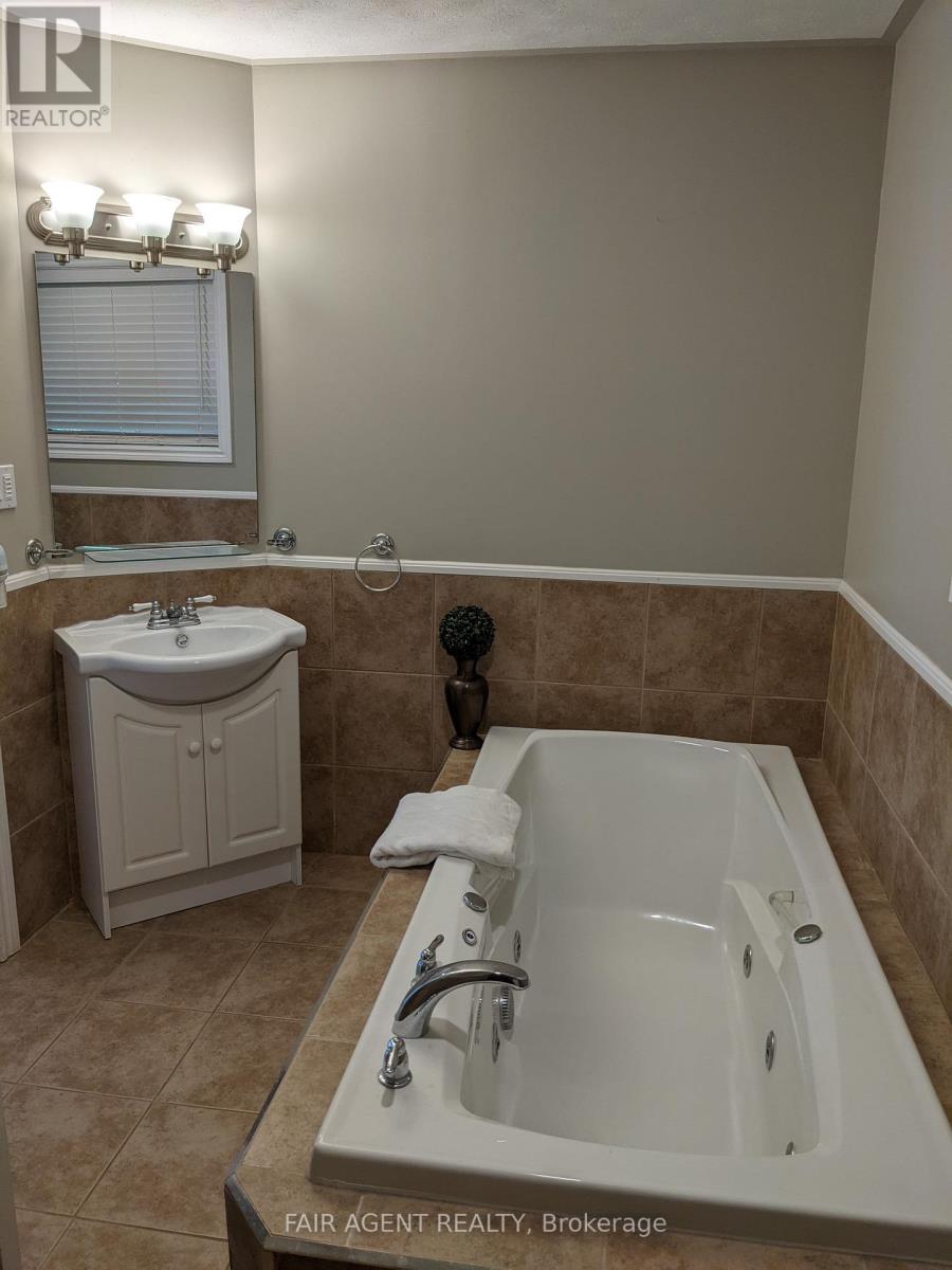 743022 & 743024 DAWSON POINT ROAD Property Photo