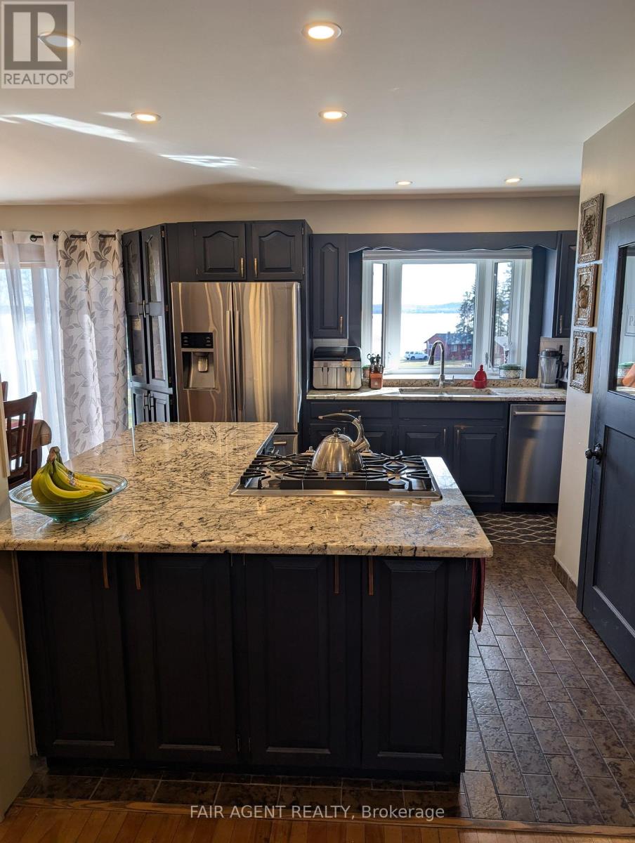 743022 & 743024 DAWSON POINT ROAD Property Photo