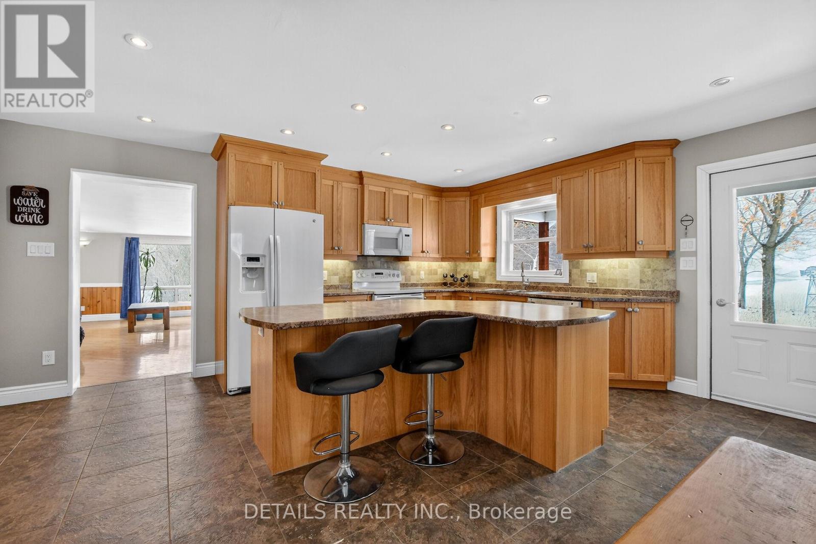 Lots of counter space