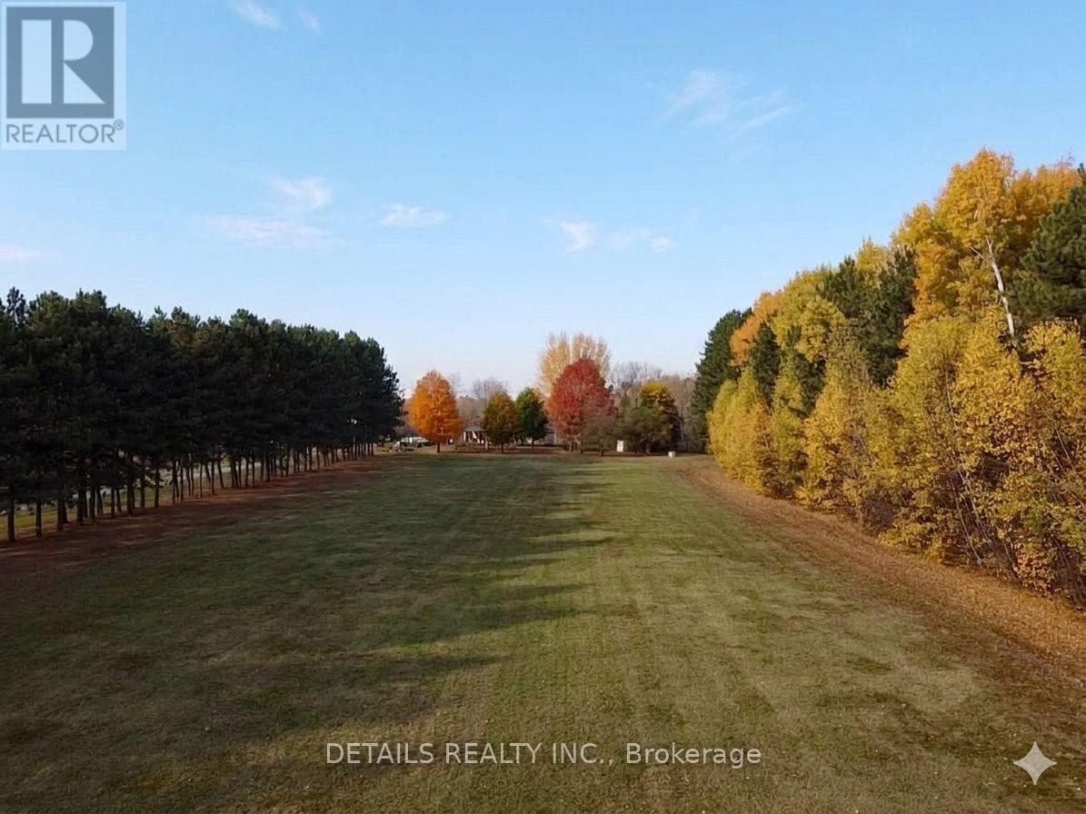 acreage in front of house