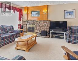 35 Pine Tree Road thumbnail 12