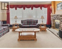 35 Pine Tree Road thumbnail 9