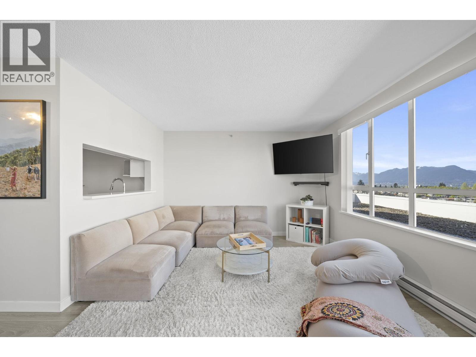 1208 3455 ASCOT PLACE